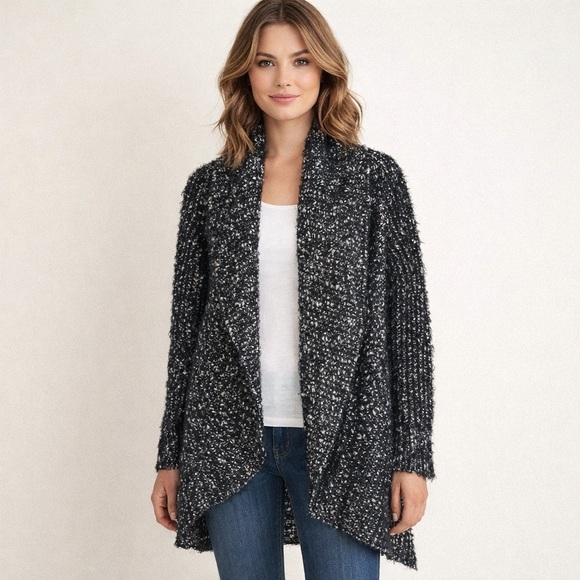 XOXO Sweaters - XOXO Black & White Open Drape Front Cocoon Cardigan Medium